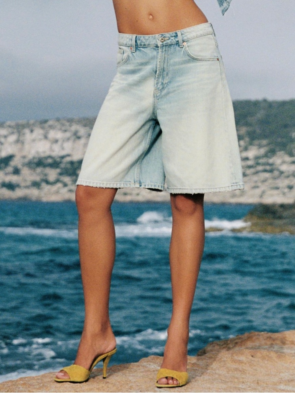 SUEDE HEELED SANDALS